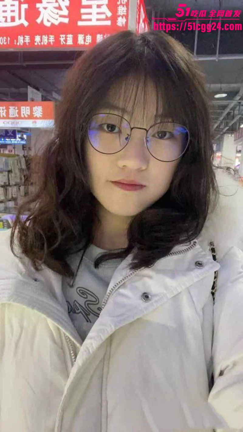 浙江反差少女 张敏霞 从清纯校花到骚浪人妻蜕变大片 镜前跪姿深喉床上后入浪叫 画面骚到炸裂！