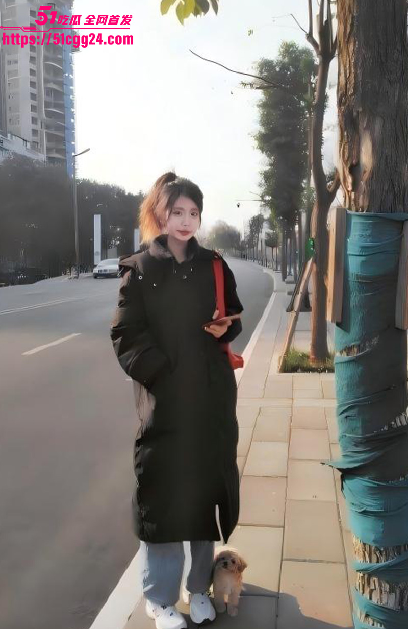 湖南超淫少女 王丽丽 性爱私拍流出 小骚货露脸口交深情舔屌 男友无套爆操 浓精内射灌满子宫！