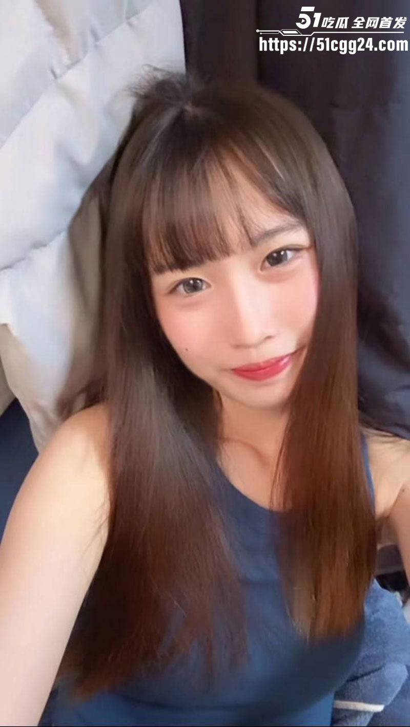 18岁清纯嫩妹网恋已婚渣男 发私密自慰揉奶视频被原配妻子曝出 粉嫩白虎撅臀抠穴 反差炸裂尺度拉满！