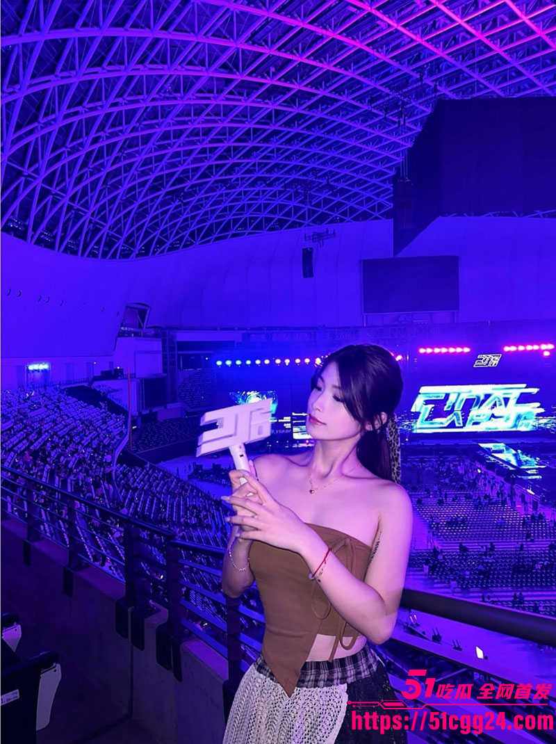 TikTok网红静茹10