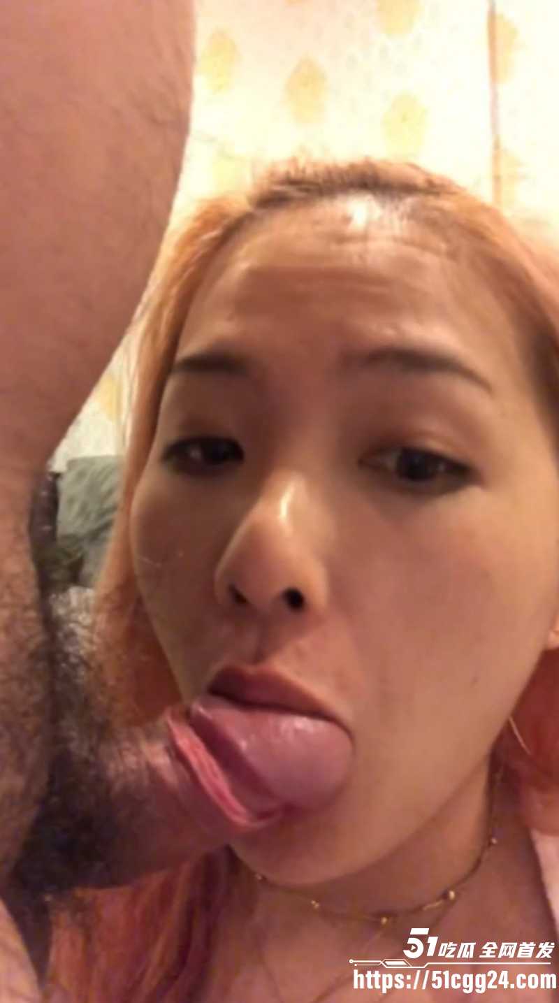 饥渴离异少妇约炮口交视频03