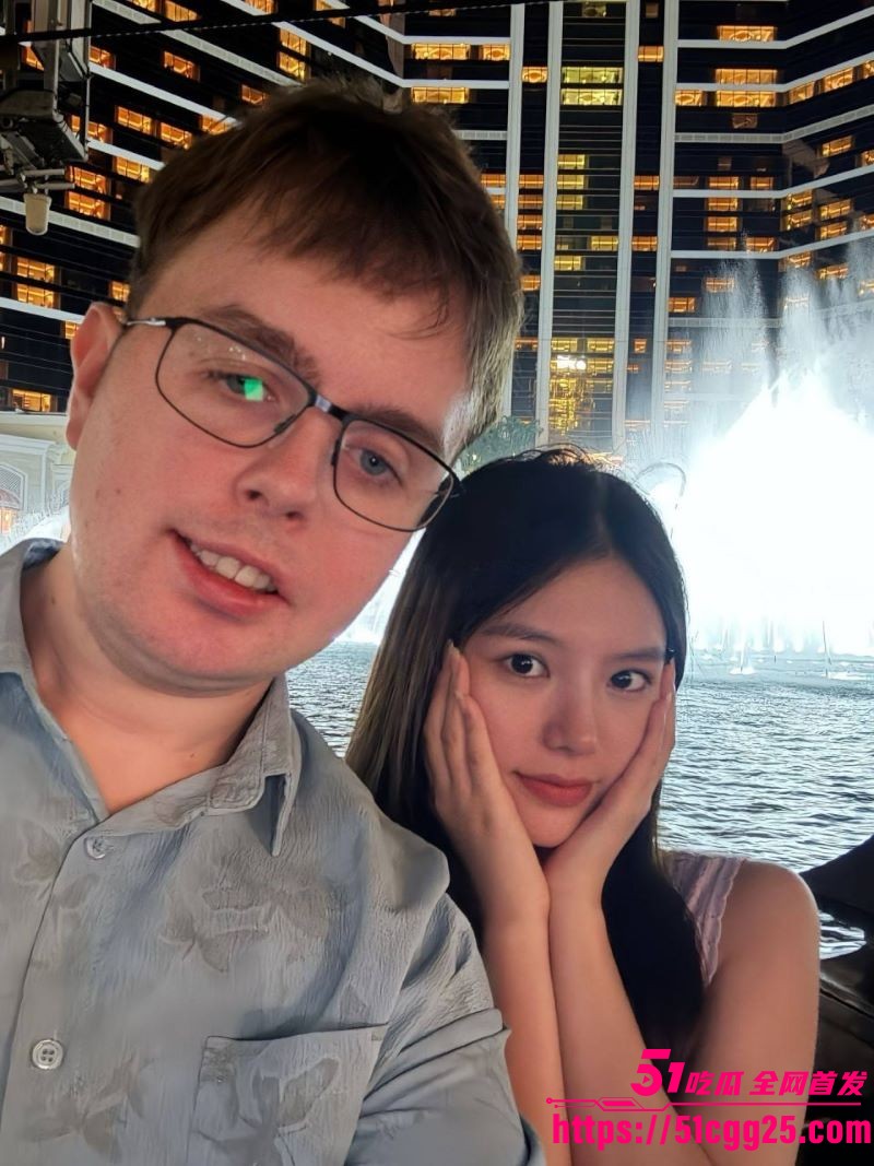 四川95后美女Ami疯狂倒贴英国穷男友Tom 4