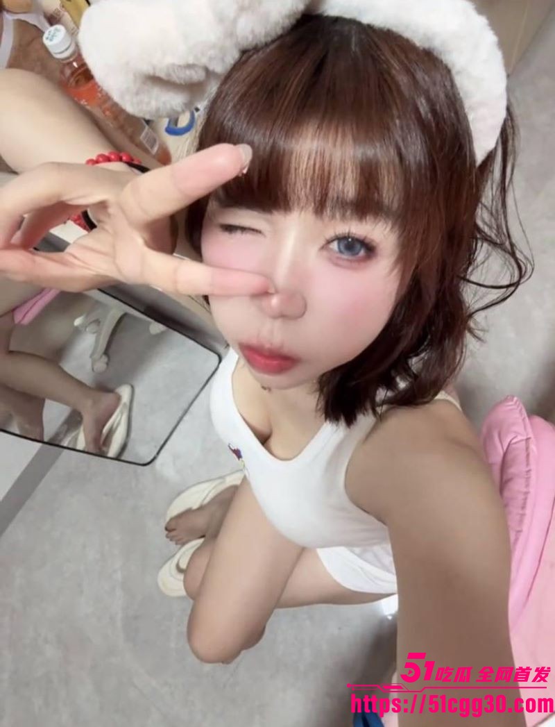 抖音大奶美女宝了个贝白羊卖骚骗钱翻车 4