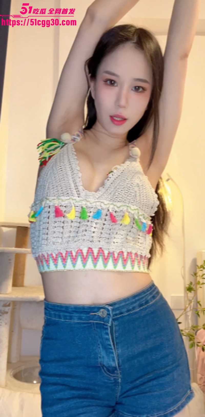 绝美御姐网红 宵夜 定制福利 搔首弄姿淫语勾魂 脸穴同框高潮喷水 尽显风骚本性！