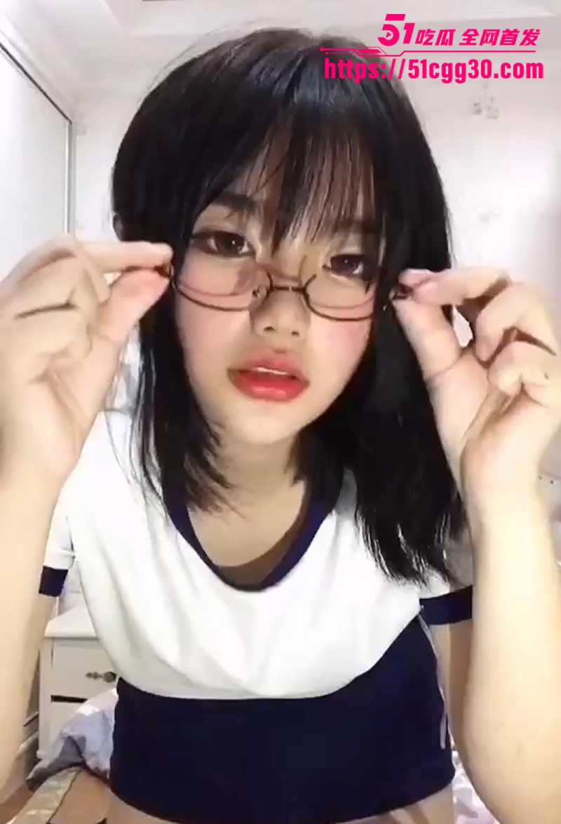 网红校花在下小骚羊裸舞自慰合集流出2拷贝