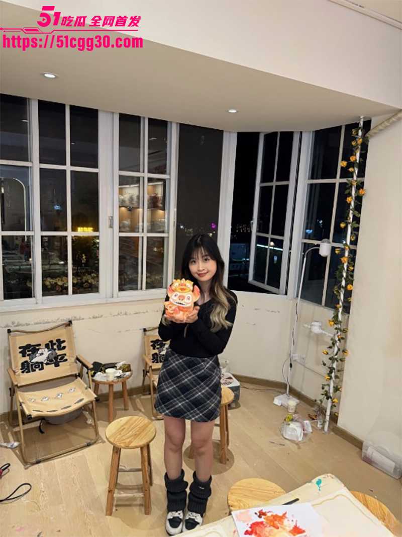 超反差学生妹 性爱视频合集 表面清纯私下性欲超强 口交后入全程露脸实录！