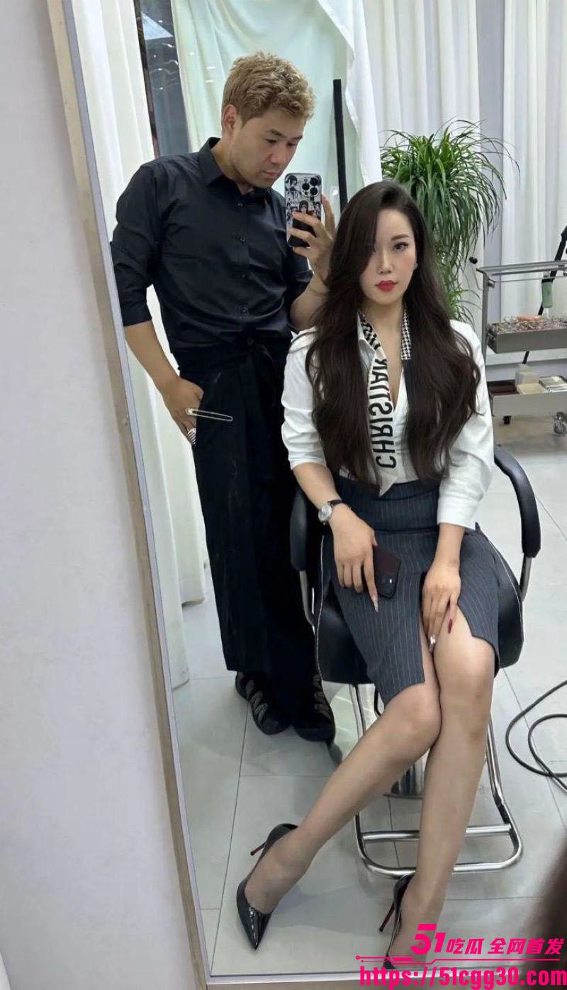 抖音长发高挑御姐C姨不雅视频流出 6