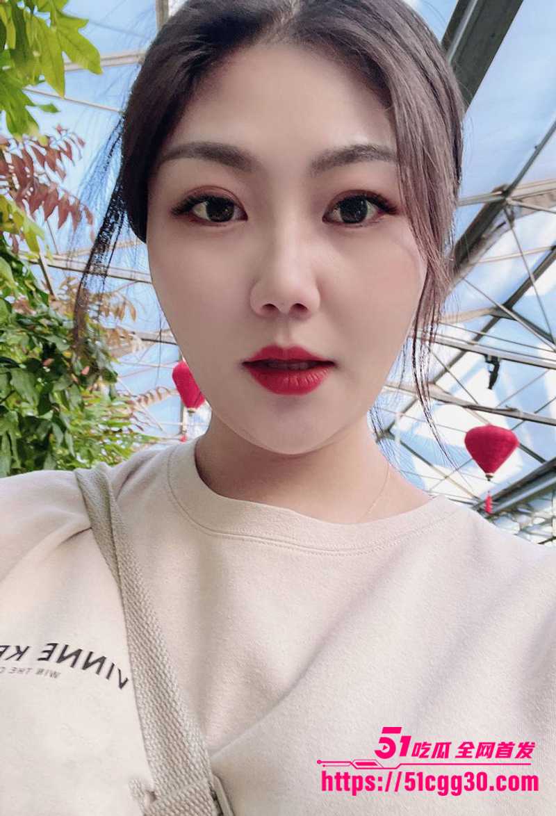 广州美艳人妻刘钰莹不雅视频流出 3 拷贝