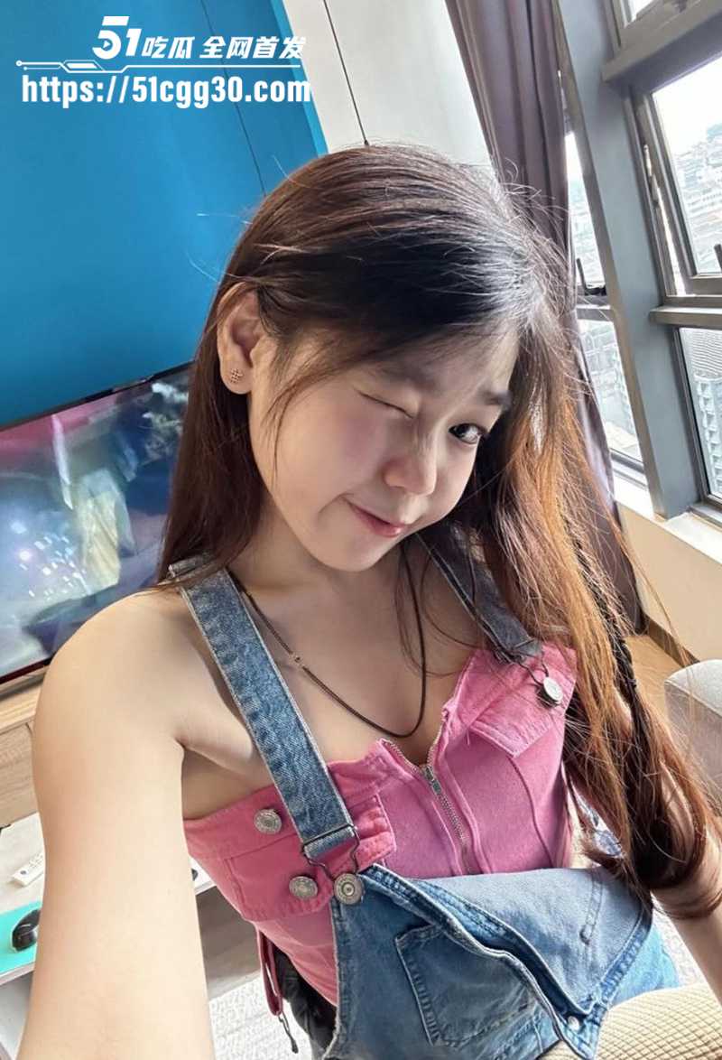 马来西亚最新高颜值女孩leejoey浴室洗澡偷拍视频流出6拷贝