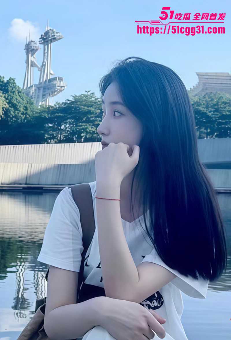 反差婊冯丽嫦学妹被包养调教视频流出3拷贝