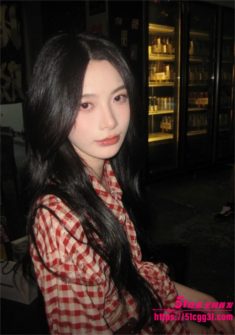 抖音百万网红 一只海螺 走光视频流出 宽松睡衣粉嫩乳头清晰可见  扁平美乳骨感诱惑十足 7