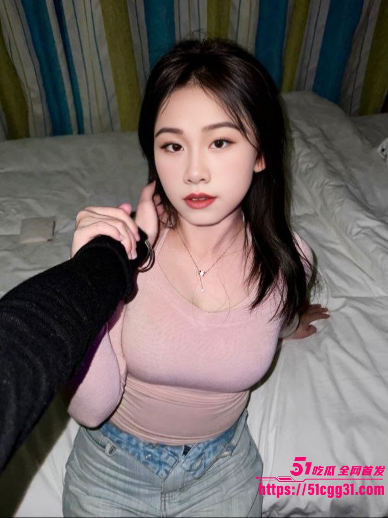 河南巨乳母狗 张倩 裸贷私拍曝光  大奶女孩遭债主线上调教 摸逼掰穴展示阴道 贡献酮体任由爆操打桩  3