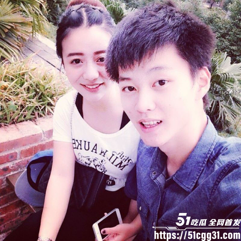 青岛滨海学院孟甜偷情黑鬼 10