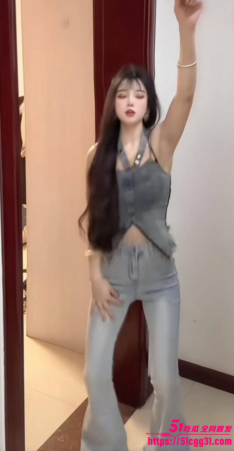 抖音小网红emo的婷婷约炮被渣男偷拍04