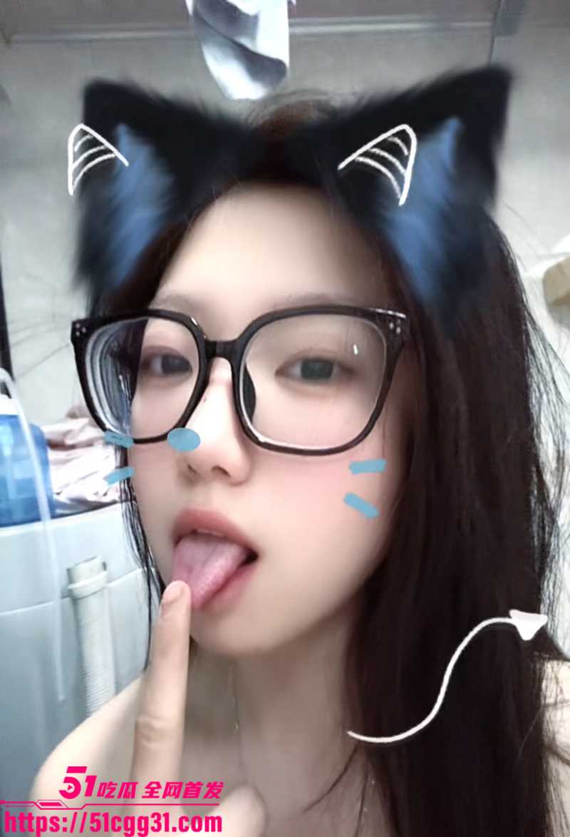 超美阿黑颜女神内被调教视频泄密 2 拷贝