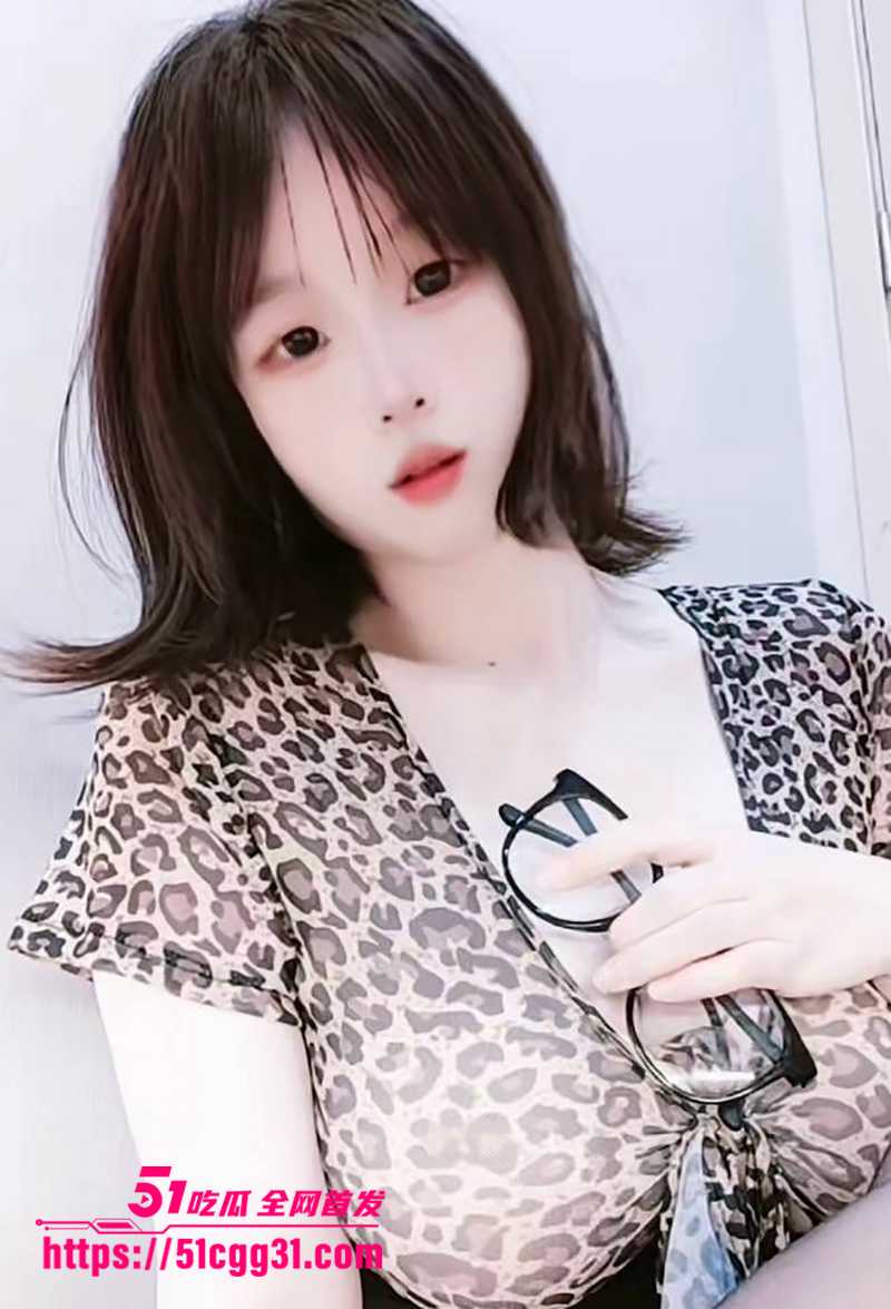 抖音超美爆奶少女巨大猫耳私拍泄密2拷贝