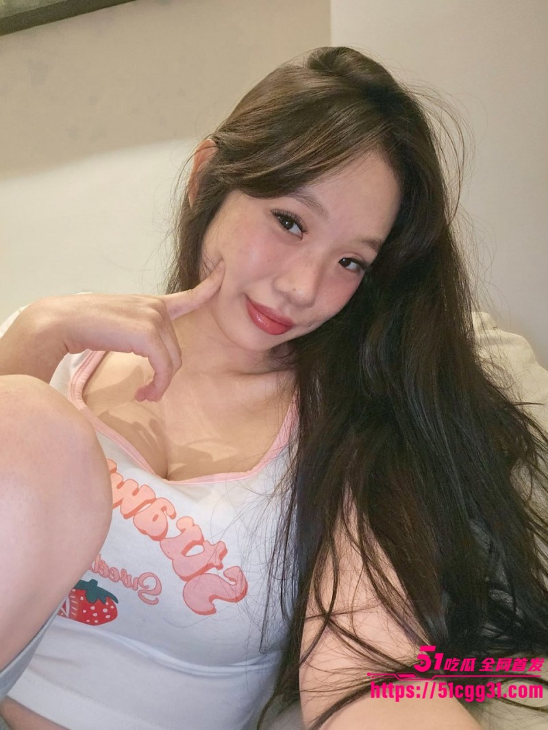 日本网黄AlinaXMei渔网黑丝豪乳炸裂！主动骑乘全自动打桩到浪叫失神 5