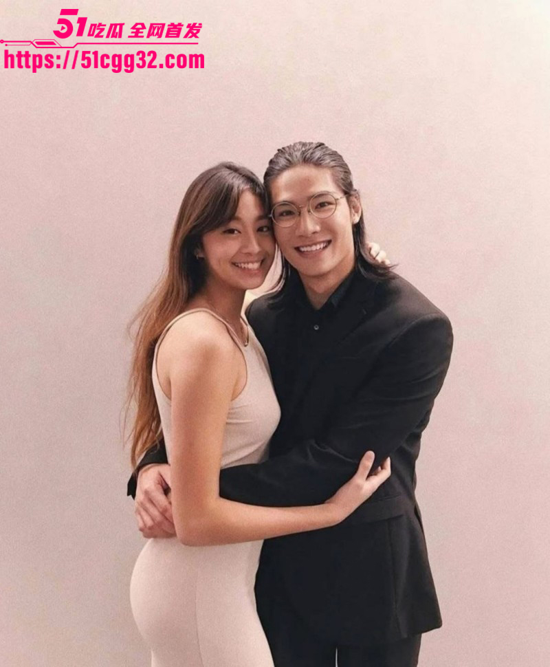 新加坡房地产CEO林炜杰与陈悦婷办公室偷情大瓜03