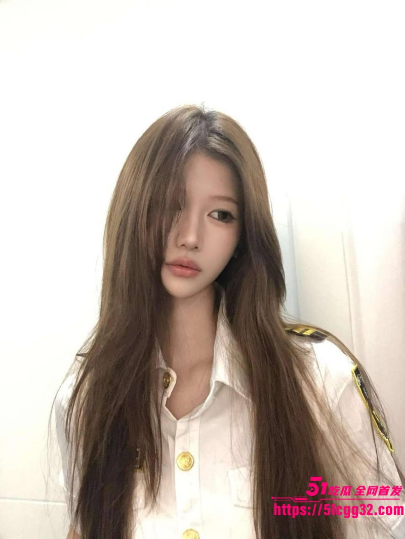 高颜御姐 雅小姐  性爱新作流出 身穿开裆丝袜跪舔主任大屌 主动骑乘上位精液射满骚穴 4