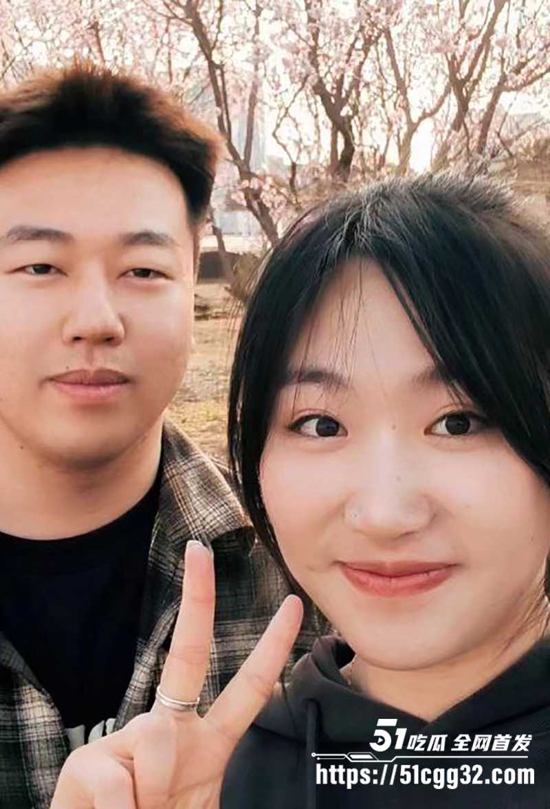 河北工业大学小情侣私拍泄密！纯欲反差妹放假饥渴玩裸聊 揉奶掰逼抠穴自慰 跪蹶血痕翘臀被疯狂爆操！