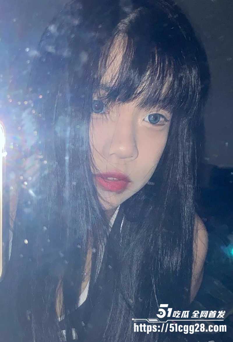 极品高颜值大三学姐婷妮不雅视频曝光4拷贝