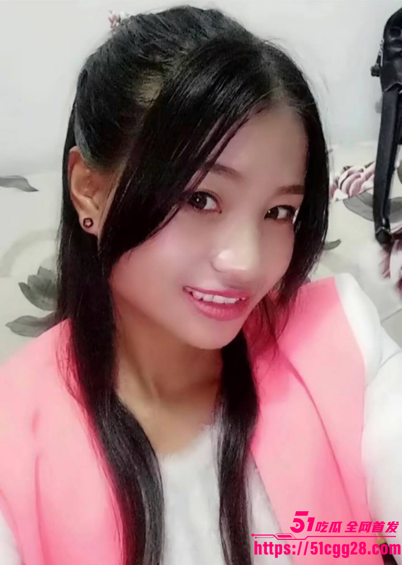 抖音网红小英曝上如拉出轨其亲表妹03
