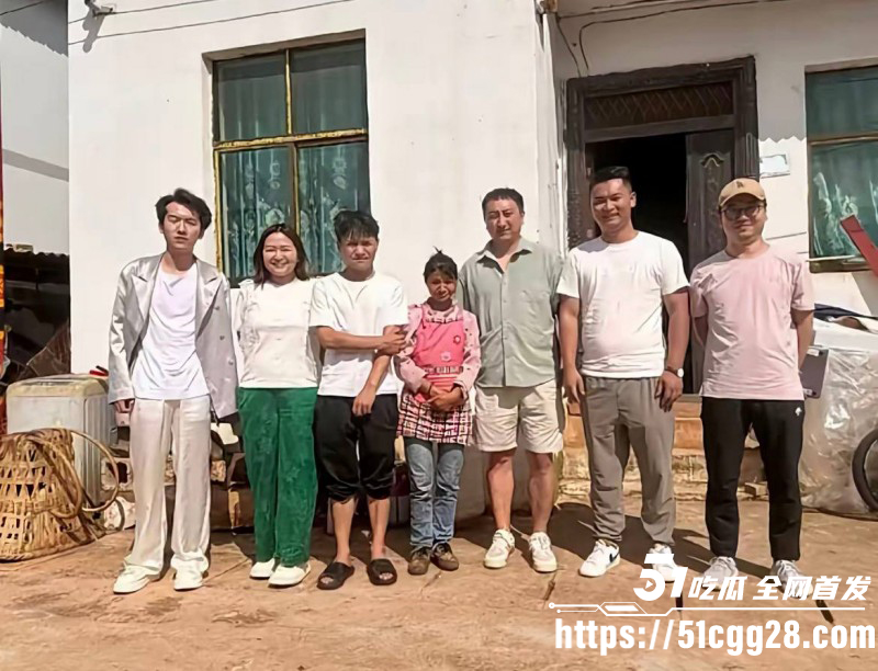 抖音网红小英曝上如拉出轨其亲表妹015