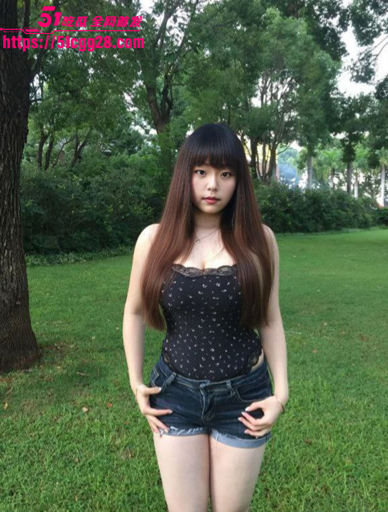 河南反差少女 张雪 裸贷视频流出！巨乳骚货骑枕头狂磨骚穴 假阳具插逼自慰 淫靡表情骚浪十足！