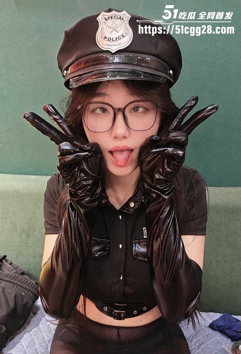 抖音清纯学生妹小宅源福利视频曝光 3 拷贝