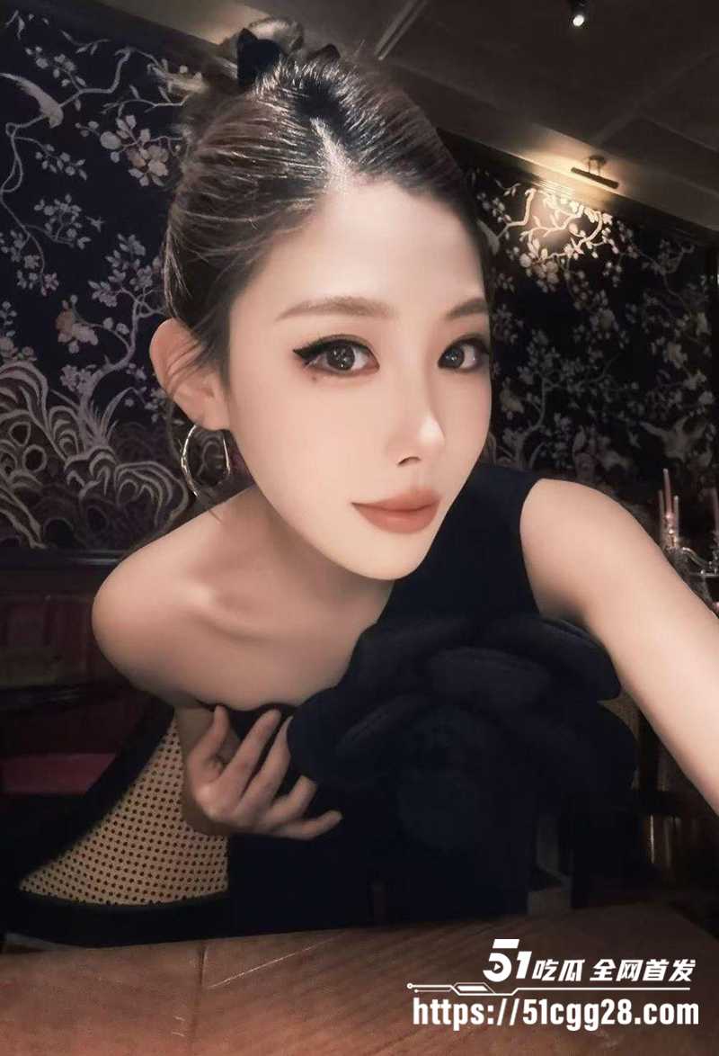 抖音福利姬丁丁香与榜一大哥1v1视频流出2拷贝