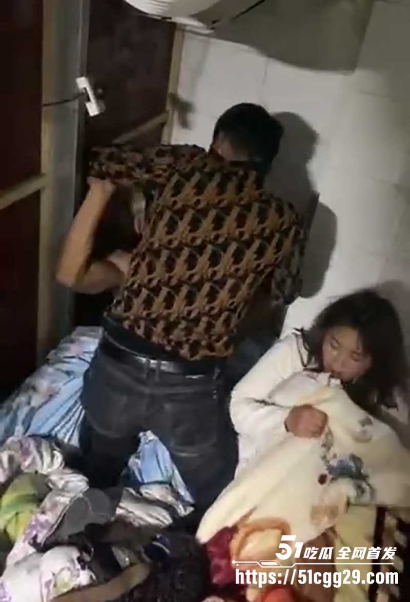 极品淫妻玩偷情 抓奸现场视频流出 7 拷贝