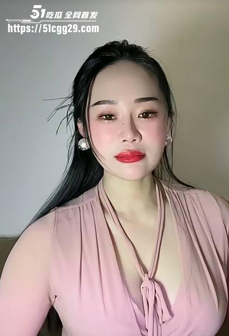 快手御姐小雪儿付费定制视频流出 2 拷贝