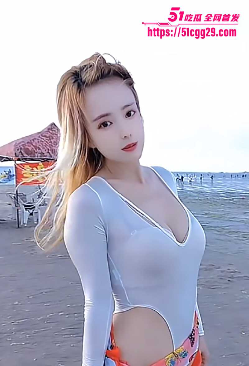 抖音迅曼百货老板娘大量不雅视频流出2拷贝