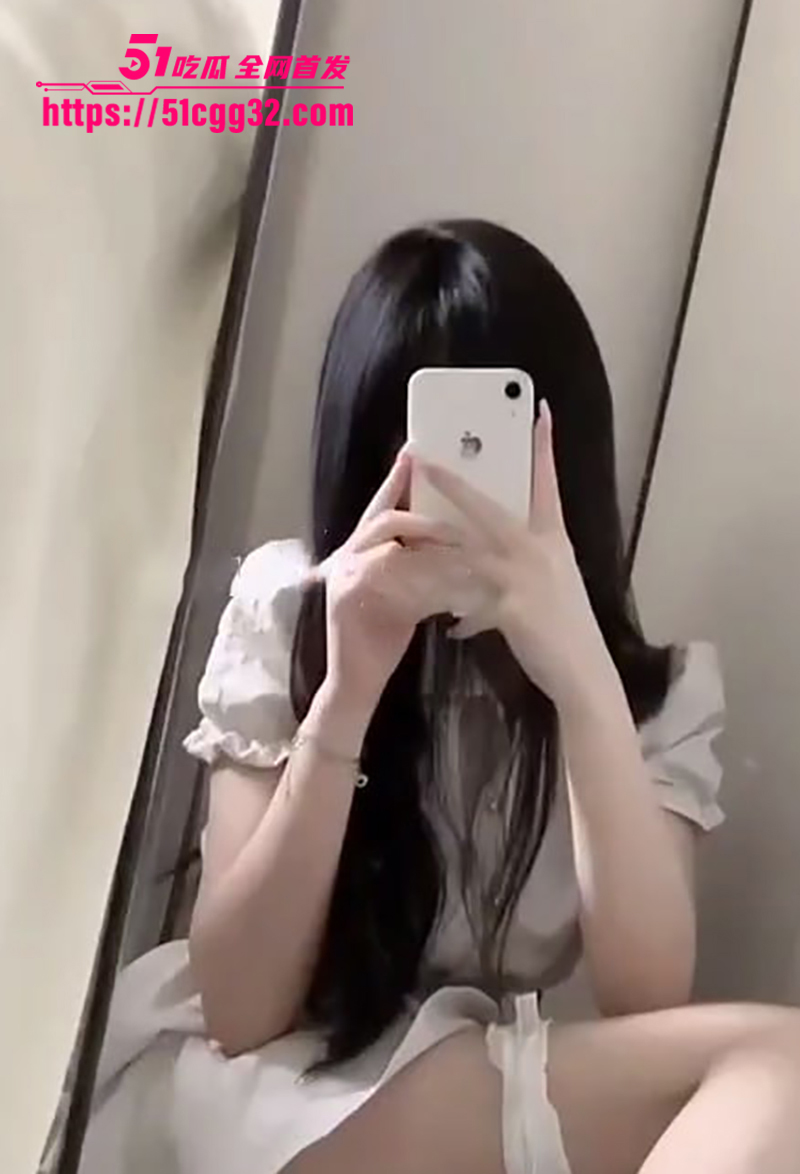 纯欲反差萝莉 困困熊 新作合集 雪肤爆乳JK妹水润诱人 美乳丰满骑屌自慰 只为爸爸们爽翻天！