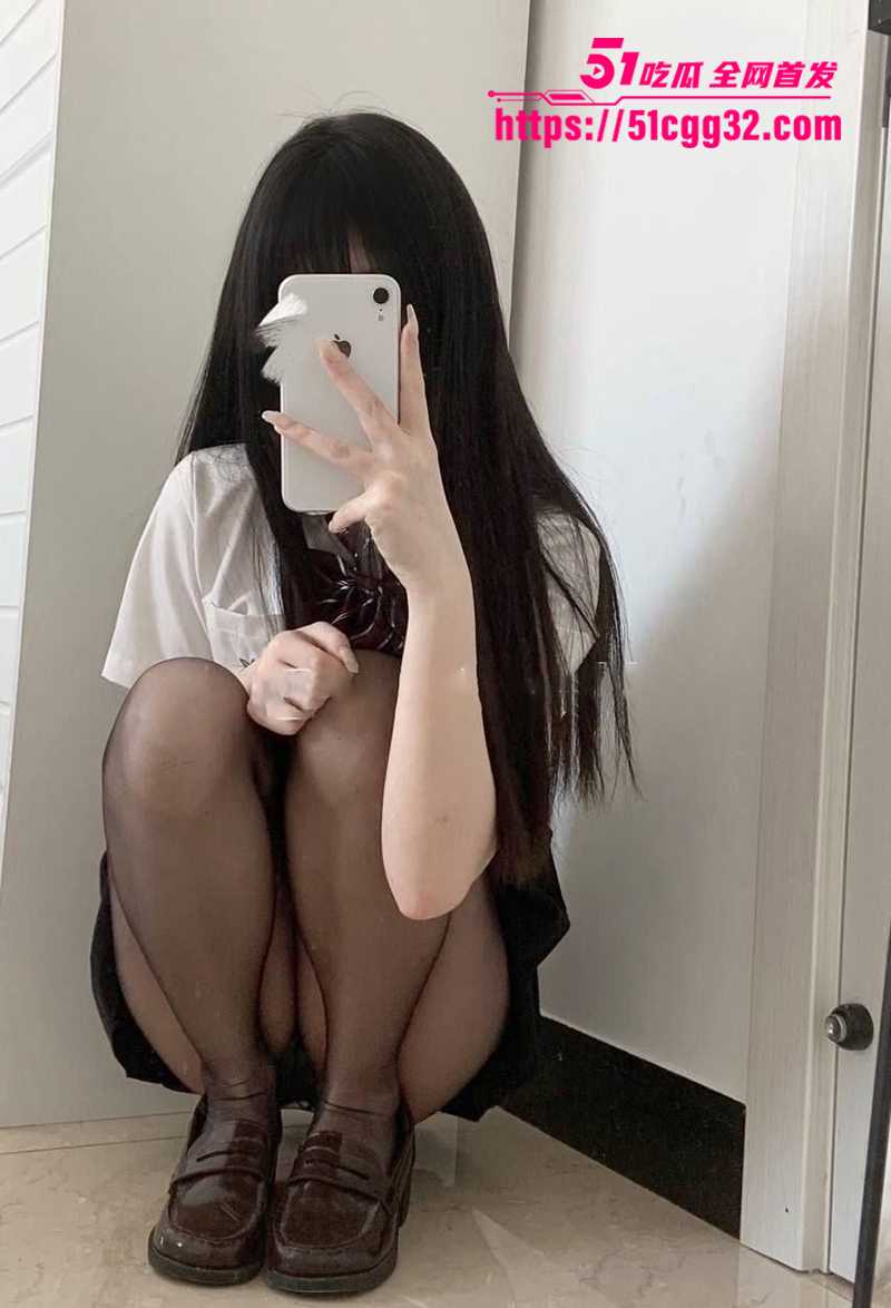 推特巨乳粉胸高颜值反差萝莉困困熊福利合集流出8拷贝