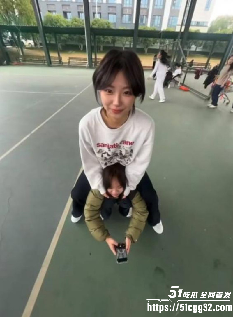 江西土豪包养三小妹后宫群聊天记录泄露014