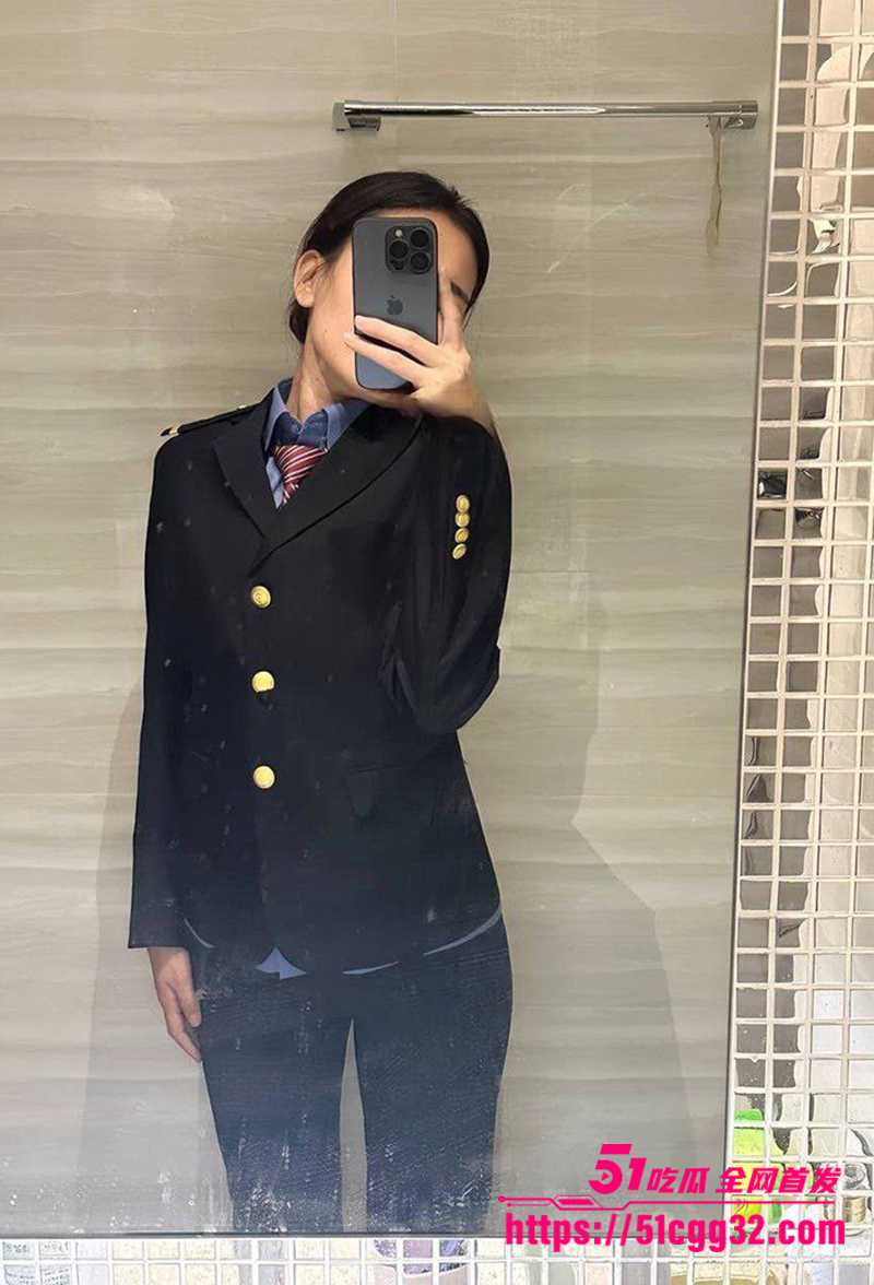 推特反差露出博主乘务盈盈露出合集 3 拷贝