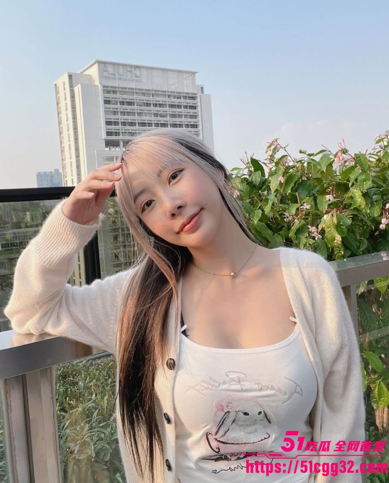泰国网美SasatornBuain露脸口交啪啪视频曝光 3