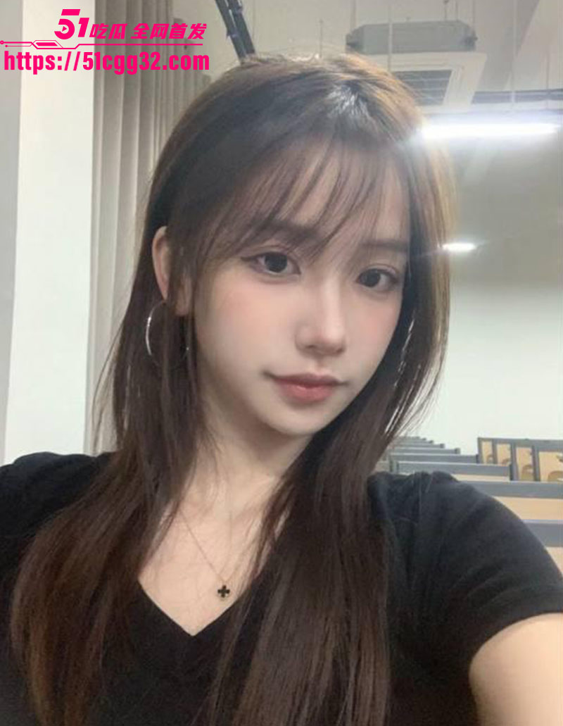 苏大财经系校花 江涵雅 惨遭渣男曝光不雅视频 反差女神窗前后入 镜头直击性器交合 肥美蜜鲍一览无余！