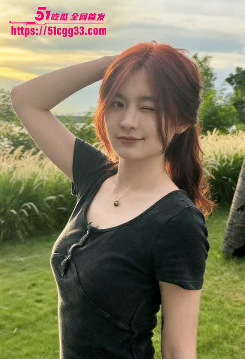 重庆高颜值反差少妇林瑶开档黑丝性爱视频曝光2拷贝