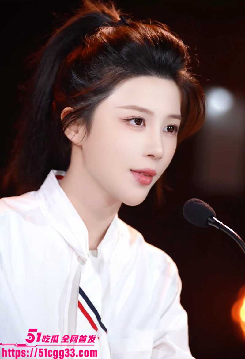 抖音300万粉丝山城小艾约炮做爱无码视频流出5拷贝