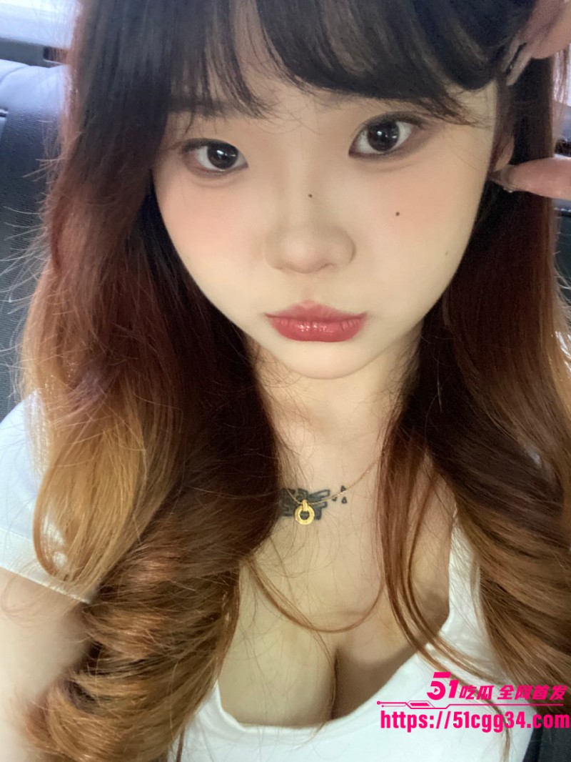 内蒙古反差婊 童晓杏 与男友性爱视频流出 丰满酮体露出诱惑勾引 口交后入各种淫荡姿势层出不穷 3