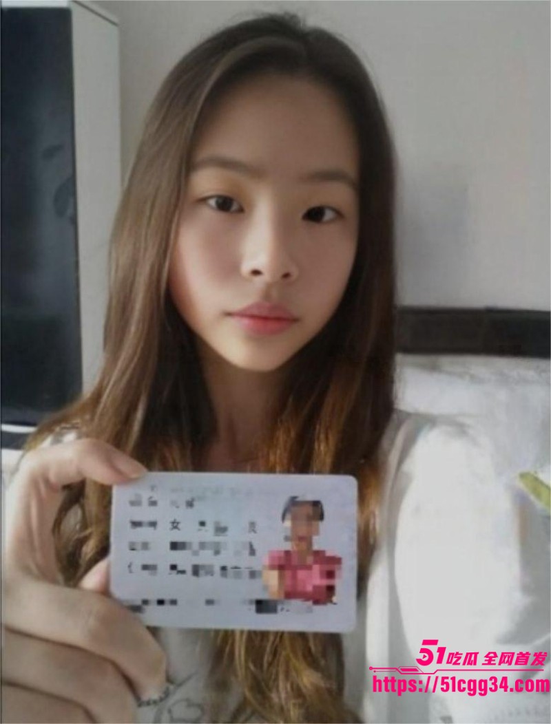 贵州精神小妹 吴婕 裸贷视频流出 黑皮少女展露美乳骚穴欲火横生 扭腰拍臀诠释反差本性！
