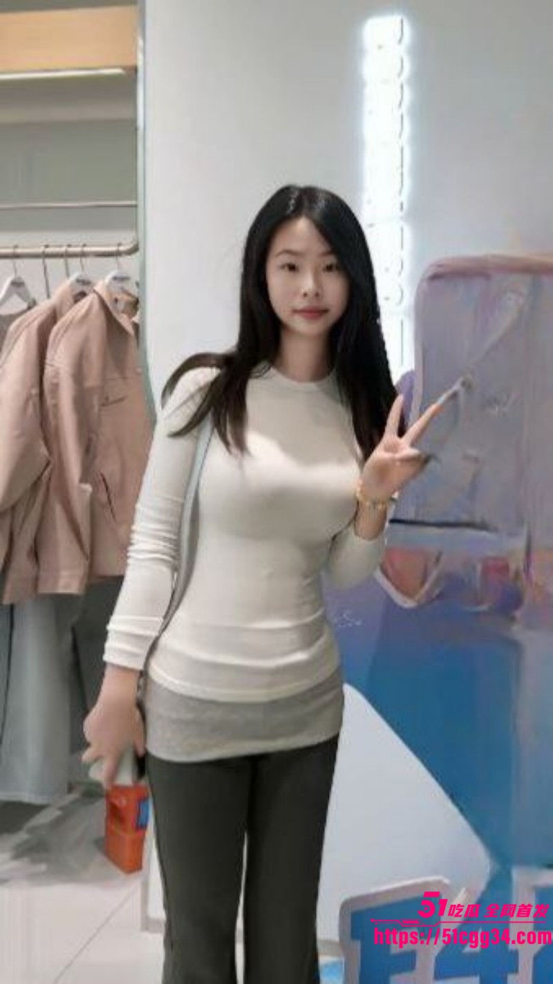贵州精神小妹 吴婕 裸贷视频流出  黑皮少女展露美乳骚穴欲火横生 扭腰拍臀诠释自身反差本性  3