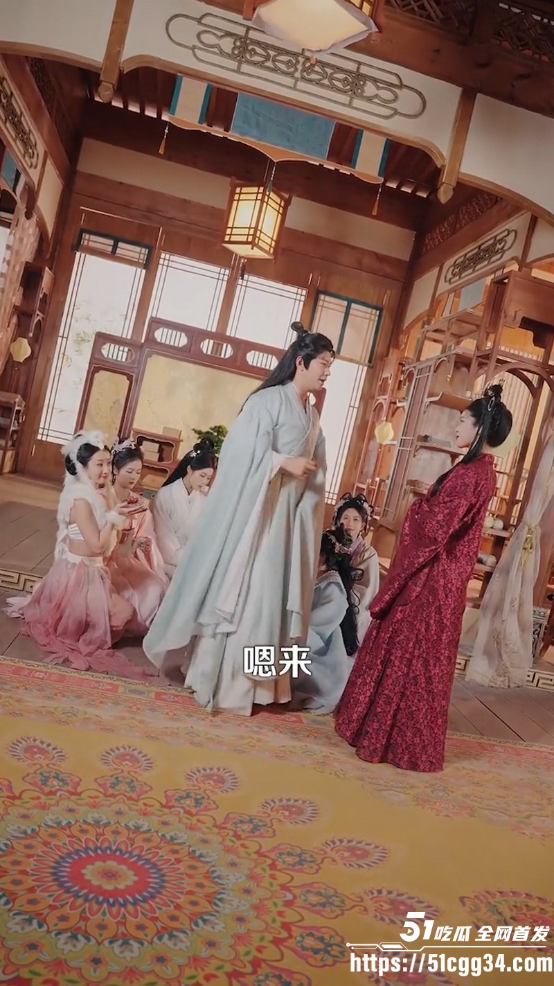 擦边短剧老夫七十从有道侣开始变强 6