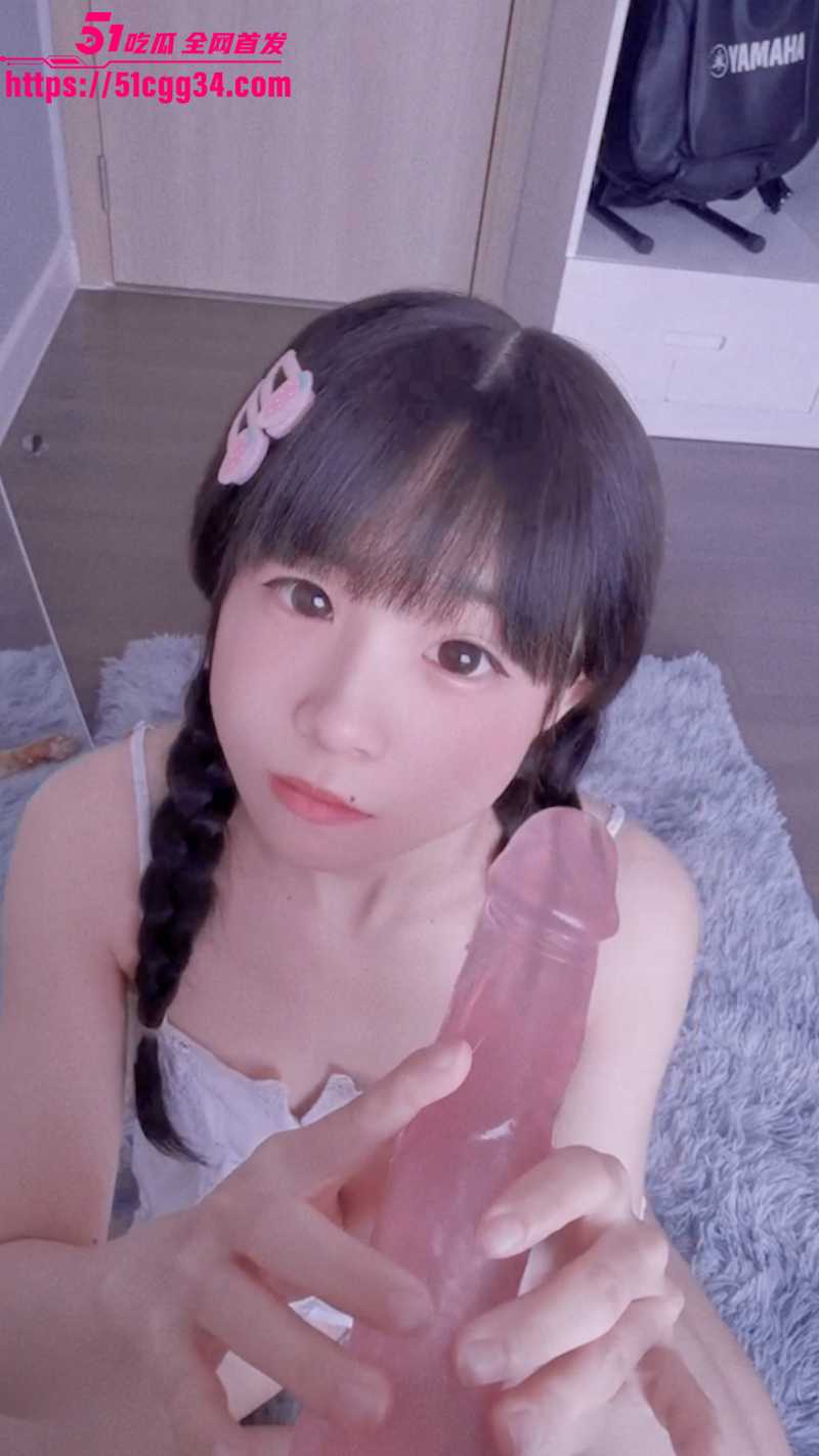 推特嫩妹 loliburin 自慰神作 白虎双马尾萝莉 口交水晶假屌 骑乘扭胯白浆灌满粉穴！