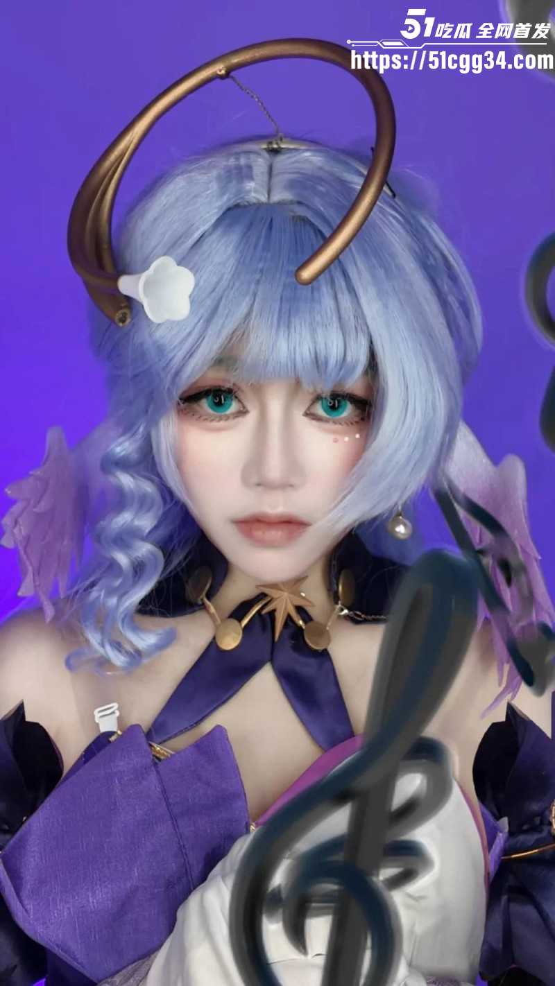 B站Coser一只塔娅娅Su女厕被偷拍04