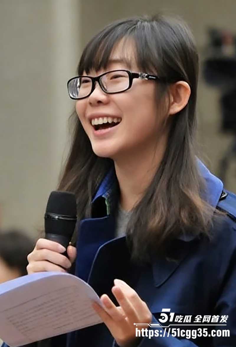 环球总编胡锡进女儿胡维佳留学期间开淫趴视频流出2拷贝