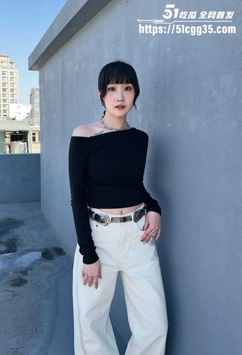 反差纹身网红柔柔与男友露脸自拍视频流出5拷贝