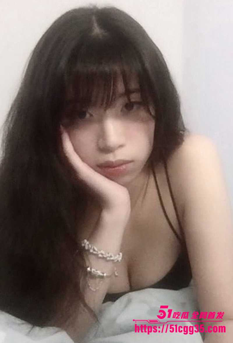 超反差20岁大学生谢芸熙约炮视频曝光2拷贝